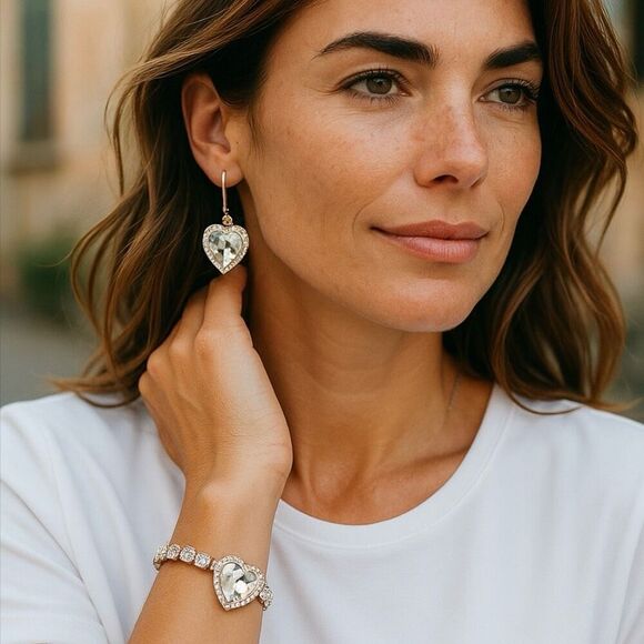 White Glass and Austrian Crystal Heart Bracelet (7.50-9.50In) and Earrings Set - Picture 8 of 8